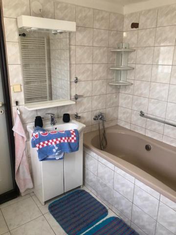 Apartman Skvela Nalada Vsemyslice Ngoại thất bức ảnh